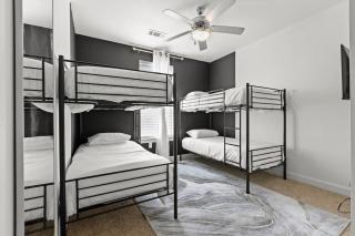 Great for kids Sleeps 10 Lux 2B The Star Toyota Legacy West - 4