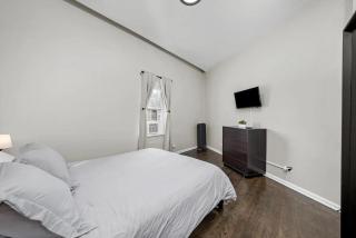 Cozy 1 Bedroom Apt near Logan Sq - Chicago - 3