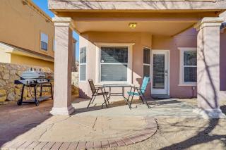 Fenced Yard and Grills Peaceful El Paso Home! - El Paso - 9