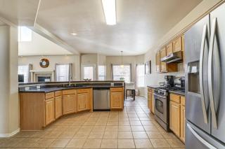 Fenced Yard and Grills Peaceful El Paso Home! - El Paso - 3