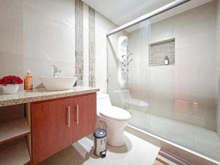 Family Haven in Downtown Cuenca with Garage - Cuenca - 3