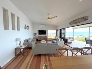 Allure Beach House - Formerly Sands on Moreton - 6
