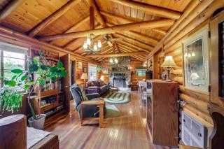 Waterfront Newport Vacation Rental on Sacheen Lake - Newport - 6