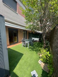 Duplex con jardín - Artica - 4