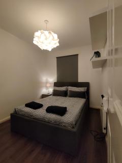 Free Parking 4 Beds Flat 15 min train to Victoria London Bridge St Paul Cathedral - Londra - 3