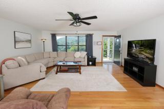 3 bedroom Smoky Mountain farmhouse- dog friendly! - Sevierville - 3