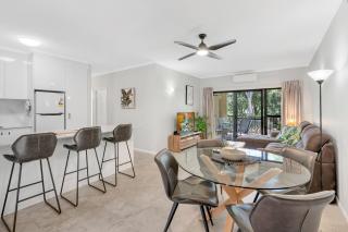 2 Bedroom Escape at Port Villas - Port Douglas - 7