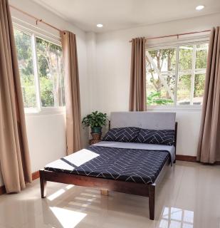 Large Townhouse w big garden and bonfire C - 7