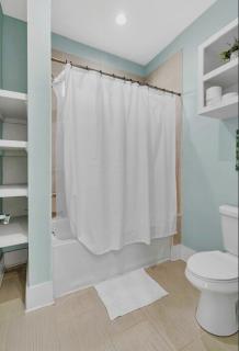 Nashville Downtown Luxury Sleeps 9 at Music City - 3