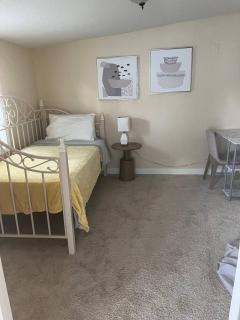 Sunshine Stay - Jacksonville - 6