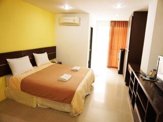 Diamond Bangkok Apartment - Banguecoque - 8