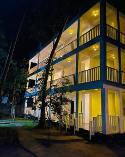 Lakmini Lodge Restaurant & Bar - 2