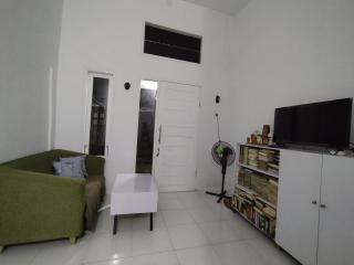Kartika Homestay - - 7