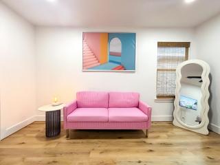 Convenient Downtown Stays - Houston - 6