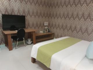 Pimnara Boutique Hotel By Simply Serene - Patong - 5