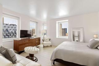 Exclusive Luxury Manhattan Penthouse Apartment, Sleeps 10, Midtown - New York - 2