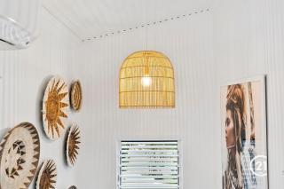 Sea Salt, Modern Apt with Views beside the Beach - Sunshine Beach - 4