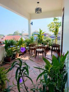 Sunset View Guest House - 1