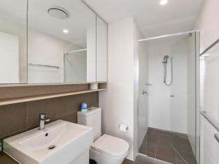 2B Golf Parkside Panoramic CityView TopFloor - Brisbane - 8