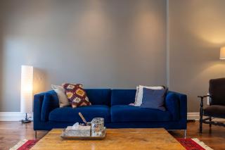 Beautiful 3BR House in the Heart of Greek Town - 5