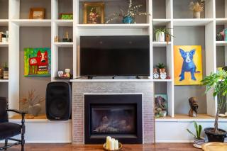 Beautiful 3BR House in the Heart of Greek Town - 7