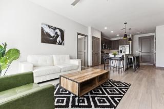 Cozysuites PHX RORO Gym Pool Pets Parking #18 - Phoenix - 0