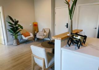 S19 Resident - Sacramento - 1