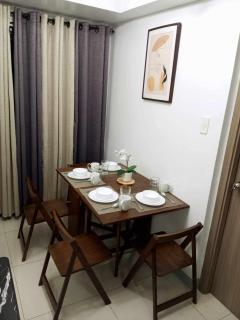 Gorgeous 1BR Condo Unit near MOA and Manila Int'l Airport - Manila - 9