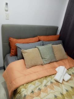 Gorgeous 1BR Condo Unit near MOA and Manila Int'l Airport - Manila - 4
