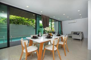 4BR Villa B5 with Pool, Vibrant Life at Kata Beach - UTK5 - Strand Kata - 4