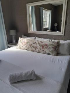 Tsumeb Theater Guesthouse - 7