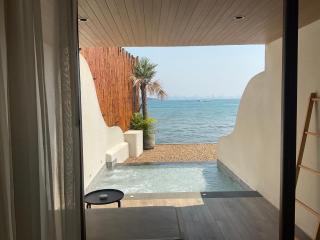 Tasana bar and luxury resort - Ko Larn - 6