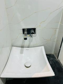 Swastik Inn - Varanasi - 1