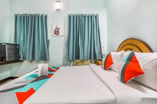 FabExpress Santhi Inn - 500 meters from Promenade Beach - Pondicherry - 1