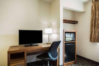 Super 8 by Wyndham Flagstaff - Flagstaff - 2