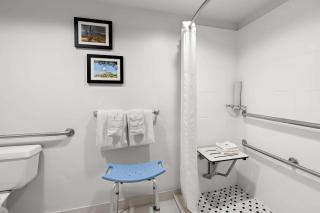 Comfort Inn & Suites near Kino Sports Complex - Tucson - 4
