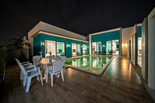 파타야 인피니트 풀빌라 Infinite Poolvillas - 3