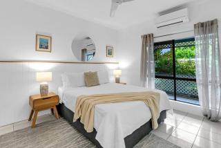 Casa Del Mar - Poolside Retreat Near Trinity Beach - Trinity Beach - 8