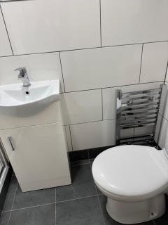 Station Lodge - London - 3
