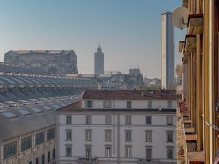 Spacious Apartment with Romantic Balcony and 2 Bathrooms - Milan - 5