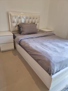 Luxury 2 Bedroom Act 1 Apartment - 4