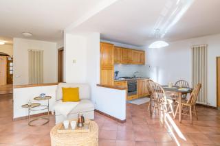 Casa Bar - Cozy Apartments Lake Como - Dongo - 3