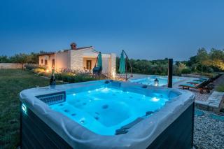 Villa Silentio - Marčana - 9