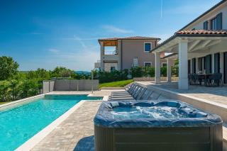 Luxury villa Arman with whirlpool in Visinada - Vižinada - 9