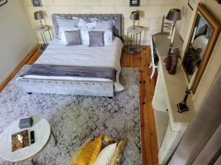 Chambre Bordeaux, piscine et spa - Lugon et l’Ile du Carney - 8