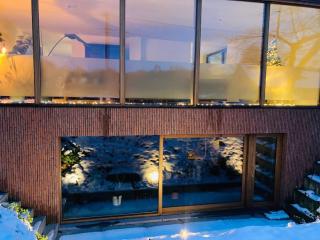 Sweet Valley Cozy - 2