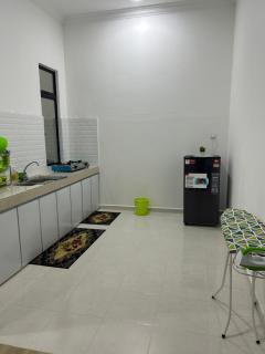 Ct Wani Homestay - Wakaf Baharu - 7