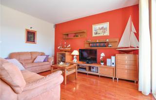 Five-Bedroom Holiday Home In Blato Na Cetini - 9