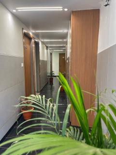 Hotel Melbourne - Gandhinagar - 7