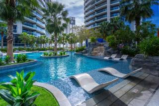 Prime 1BR Location Minutes to Burj Dubai Mall by Vibel - 0